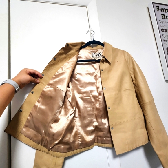 Pretty Leather Jacket - Picture 5 of 10